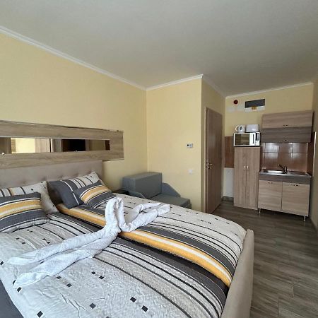 Harmony Apartments Эгер Экстерьер фото