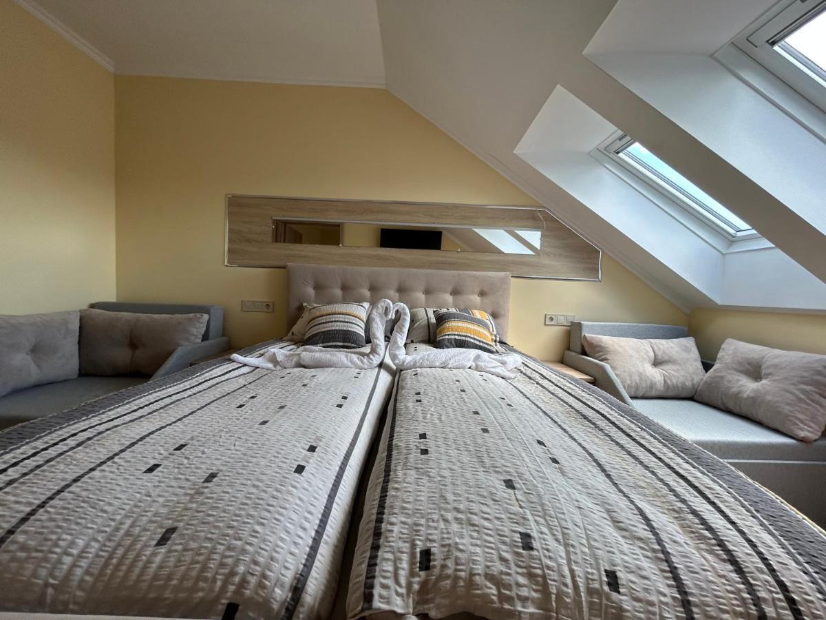 Harmony Apartments Эгер Экстерьер фото